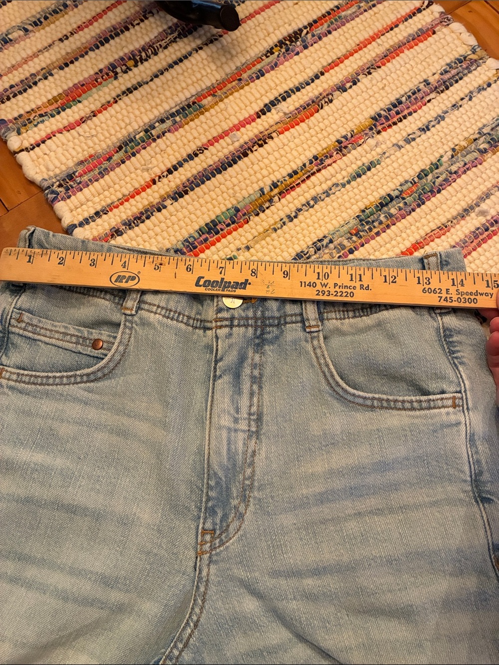 Pilcro Mid-Rise Light Blue Adi Jeans, measures size 28 - Picture 9 of 9